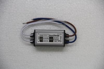 Chine Alimentation d'énergie constante du courant 5W LED de Portable de C.C de ROHS 18V IP68 300mA avec EN61547 à vendre