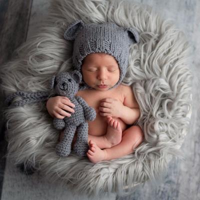 China Imitate Animal Custom Newborn Cute Baby Bear Hats and Newborn Crochet Baby Bear Skullcap Photography Photo Props Doll Sets for sale