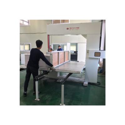 China Manual Vertical Sponge Cutting Machine L1720*W2290mm for sale