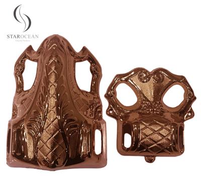 China Cantos de caixão de plástico de bronze, alças de caixão de estilo americano e decorações 4# B à venda