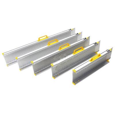 China Manufacturer Supply Aluminum Telescopic Wheelchair Ramp 213x21 for sale