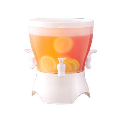 China WITH LID Design Cold Water Bucket Household Beverage Separate Rotating Bucket Refrigerator Cold Kettle for sale