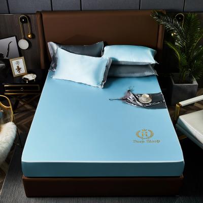 China Breathable Bed Linen Set Luxury Bedspread Mattress Cover Protects Soft And Skin-friendly for sale