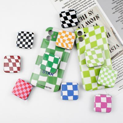 China Adjustable Wholesale Promotional Phone Accessories Colorful Cubic Mirrored Phone Grip Holder for sale