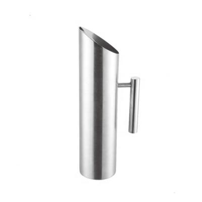 China Custom Viable Home Bar Stainless Steel Bottle Water Dispenser Upright Jug Set With Tilted Mouth Standing Water Cocktail Pitcher for sale