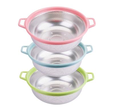 China Vegetable Viable Kitchen Colander Stainless Steel Colander Strainer and Washing Bowl Strainer Set with 2 Handles for sale