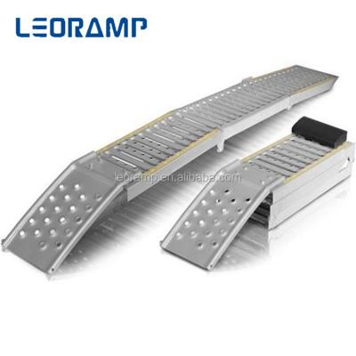 China Heavy Duty Hot Sale Customized Logo Steel Car Portable Ramp For Van for sale