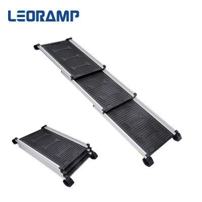 China Hot Selling Portable Dogs Door Ramp Outdoor Folding Ramp For Dogs for sale