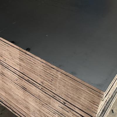 China Modern F17 Formply Grade Black Film Structural Plywood For Construction Phenolic Glue for sale