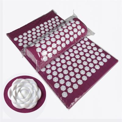 China Durable Premium Foot Massage Mat Cushion Relieves Stress Sciatica Pain Acupressure Mat And Pillow Set for sale