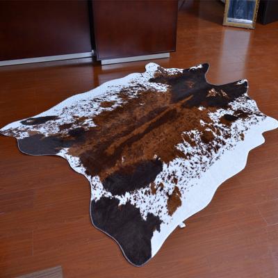 China Hot Sale Eco - Friendly For USA Market Brown And White Color Cow Pattern Fur Carpet Blanket for sale