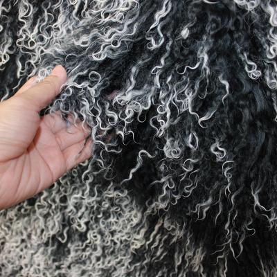 China Tibet Long Hair Auto Natural Curly Flat Curly Lamb Fur Upholstery Mongolian Long Hair Lamb Fur Hide Decoration Seat Cover Cover for sale