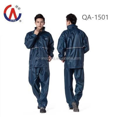 China 170T Polyester Taffeta (PVC Coating/Lamination) Adult Reflective Wholesale QA-1501 Universal Rain Wear Navy Rain Suit With Pants. for sale