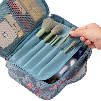 China New Modern Oxford Cloth Cosmetic Organize Storage Bag Large Capacity Wash Waterproof Bag Foldable Toiletry Bag for sale