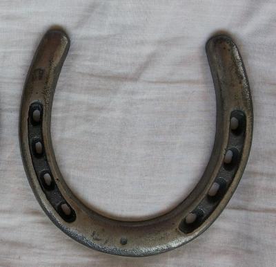 China Rustic Cast Iron Horseshoe Decoration for sale