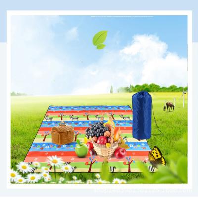 China Picnic Pocket Beach Mat Camping Moisture Proof Outdoor Waterproof Mat for sale