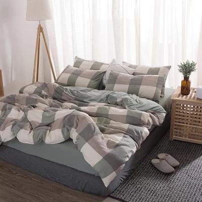 China Nondisposable Hot Sale Bedding Set Polyester Fabric With Competitive Price for sale