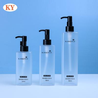 China Personal Skin Care Packaging 300ml PET  plastic Lotion bottle Shampoo empty Bottles body wash lotion  Body milk  bottle for cosmetics packing for sale