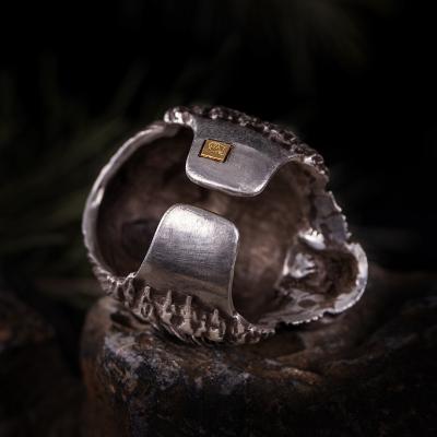 China Exquisite appearance Vulcan ready to ship 2021 fashion popular retro style men's silver rings for sale