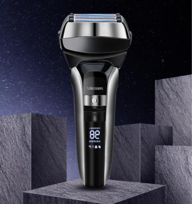 China Triple Blade Usb Multifunctional Cordless Waterproof Men's Electric Shavers for sale