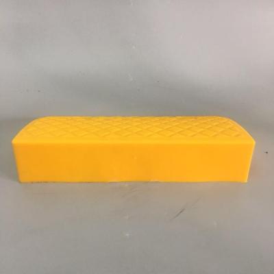 China Black or Yellow Durable Car Road Ramps Plastic Vehicle Edge Plastic Ramps for sale