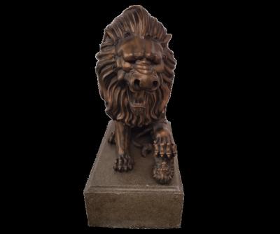 China Wooden Door Garden Gate Fiberglass Decoration Carving Large Stone Lion Animal Statues Sculpture for sale