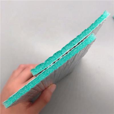 China Contemporary Thermal XPE Foam Aluminum Foil Heat Insulation Foam Roll Material Aluminum Foam Insulation Roll for sale