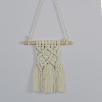 China Beautiful Decoraion INS Popular Custom Wall Hanging Boho Chic Woven Tassels Decoration Cotton Ornaments Macrame Tapestry for sale