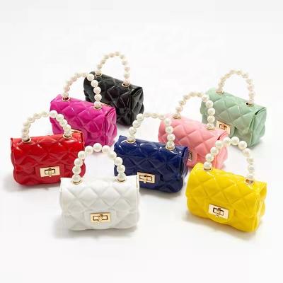 China Fashion Little Girls Cross - Body Purse With Pearl Mini Cute Princess Kid Jelly Handbags Small Shoulder Bag for sale