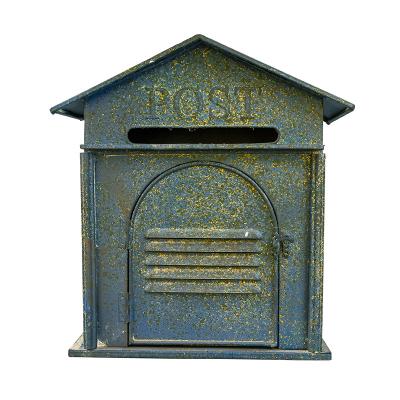 China Durable Farmhouse Post Metal Mailbox For Leaving Message Wall Mounted Post Vintage Style Storing Messages Garden Decoration for sale