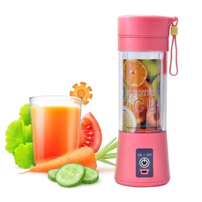 China Protable automatic rechargeable electric juicer cup fruit blender for sale