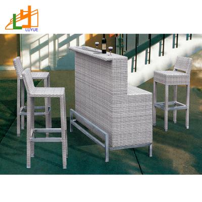 China Modern Living Room Furniture Modern Outdoor Table And Chairs Set New Design Outdoor Table And Chair for sale