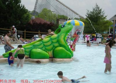 China Crocodile Water Slide And Sprinkler Commercial Small Fiberglass Slide for sale