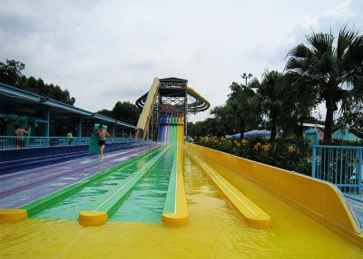 China Multisteeg het Rennen van de de Diaglasvezel van het Regenboogwater van het de Nevelpark Openlucht de Spelenmateriaal Te koop