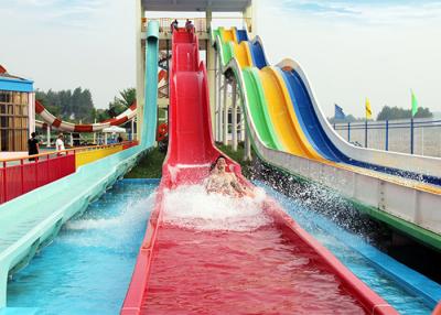 China Regenbogen im Freien, der Wasserrutsche-Spielplatz-/Fiberglas-Wasser-Park-Projekt läuft zu verkaufen