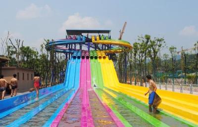 China Equipo adulto del parque acuático / tamaño modificado para requisitos particulares del tobogán acuático al aire libre del patio en venta