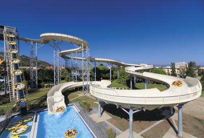 China Ferienzentrum-Familien-Wasserrutsche-Fiberglas-Pool-Dia für Themawasserpark zu verkaufen