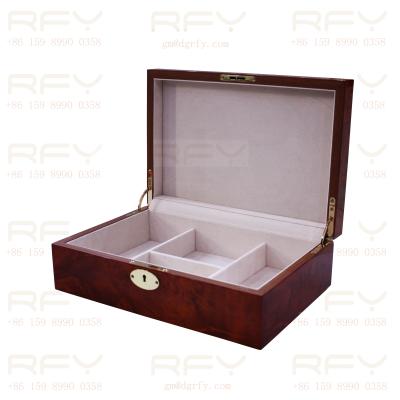 China Wooden Packaging Jewelry Package China Cosmetics Jewelry Box Gift Box for sale