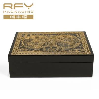 China Handmade Custom Wooden Cigar Box Sapele Humidor Piano Lacquer Laser Pattern Humidor Wooden Cigar Humidor Box for sale