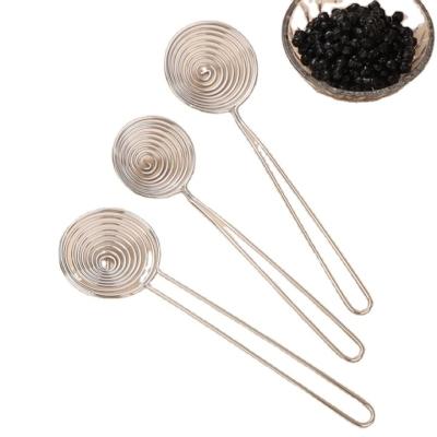 China Viable Stainless Steel Pearl Milk Tea Leakage Thickened Spoon Strain Pearl Spoon Smart Kitchen Tools for sale