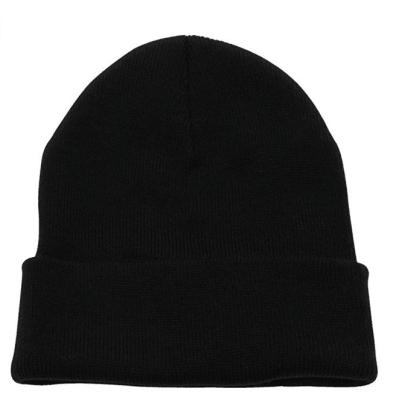 China Custom Wholesale COMMON White Men's Cheap Knitted Beanie Hat COMMON for sale