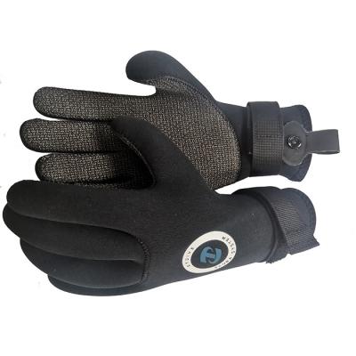 China Ergonomic Swift Water Rescue Equipment Gloves 3MM Neoprene Material for sale