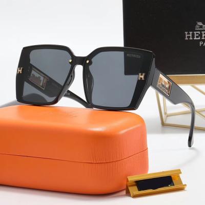 China Hombre 288723 de gafas de sol men's retro sunglasses driving oversized vintage outdoor sports new classic square sunglasses men for sale