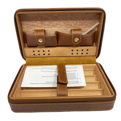 China 2023 New Luxury Cedar Wood Zipper Portable Humidor Cigar Leather Case Moisturizer for sale