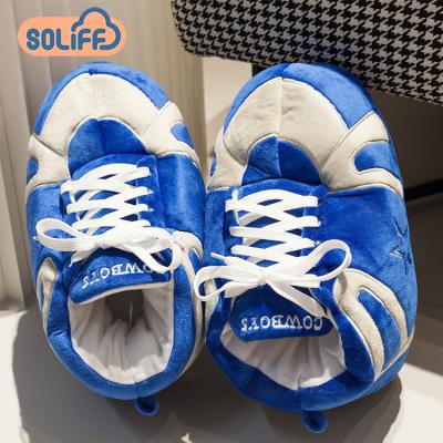 China Indoor Slipper Sneaker Shoes Winter Slippers Fashion Trend Comfortable Indoor Football Shoes Slippers for sale