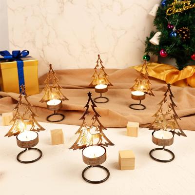 China Metal Christmas Tree Tealight Candle Holder Reindeer Tea Light Candle Holders Table Home Decoration for sale