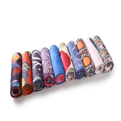 China Custom Printed Yoga Mat Towel QUICK DRY Luxurious Absorbent Gym Fitness Towel Fitness Towel Microfiber Suede Sports Yoga Mat for sale