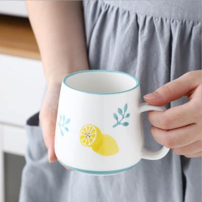 China New viable large capacity hand-painted ceramic mug under luster color coffee milk lovers mug with handle for sale