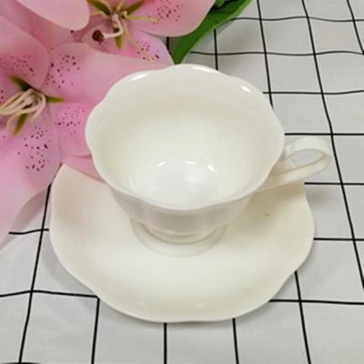 China Sustainable Type 200ml Bone China Coffee Cup And Saucer Drinkware Set for sale