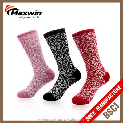 China New Fashion Anti-skid Design Women's Decorative Socks, Comfortable Christmas Snow Socks for sale